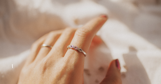 Which Hand Does the Engagement Ring go on