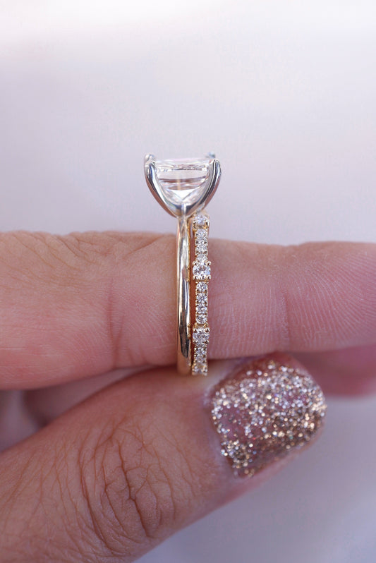 0.35 TCW Round Diamond Curved Pave DEF/VVS Lab Grown Wedding Band