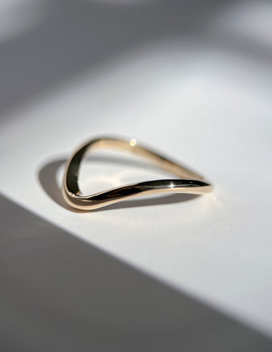 1 CT Oval Cut Solitaire Lab Grown Diamond Ring With Sunrise Styled Classic Wedding Band