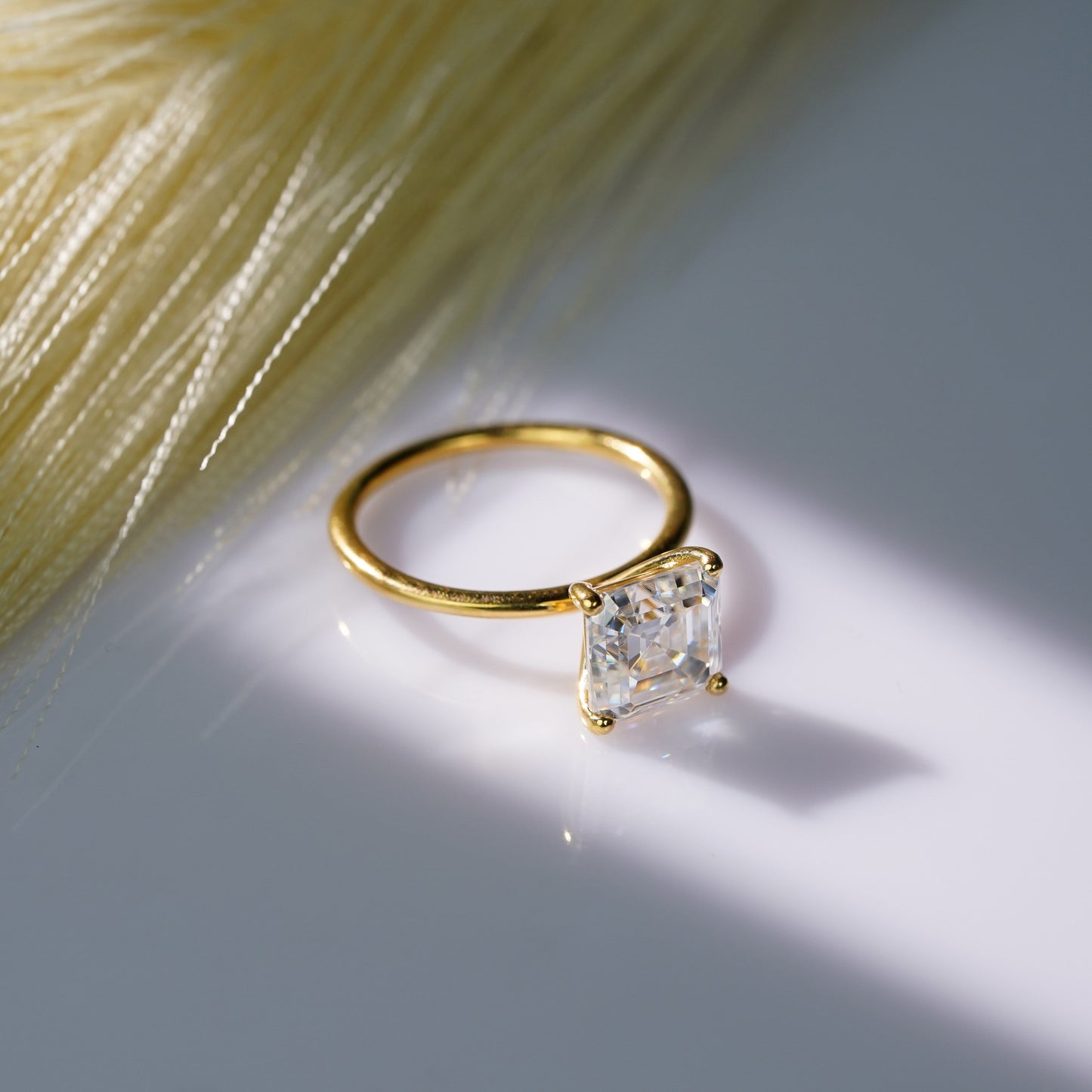 Oval Solitaire Engagement Ring – 2 CT Lab Grown Diamond