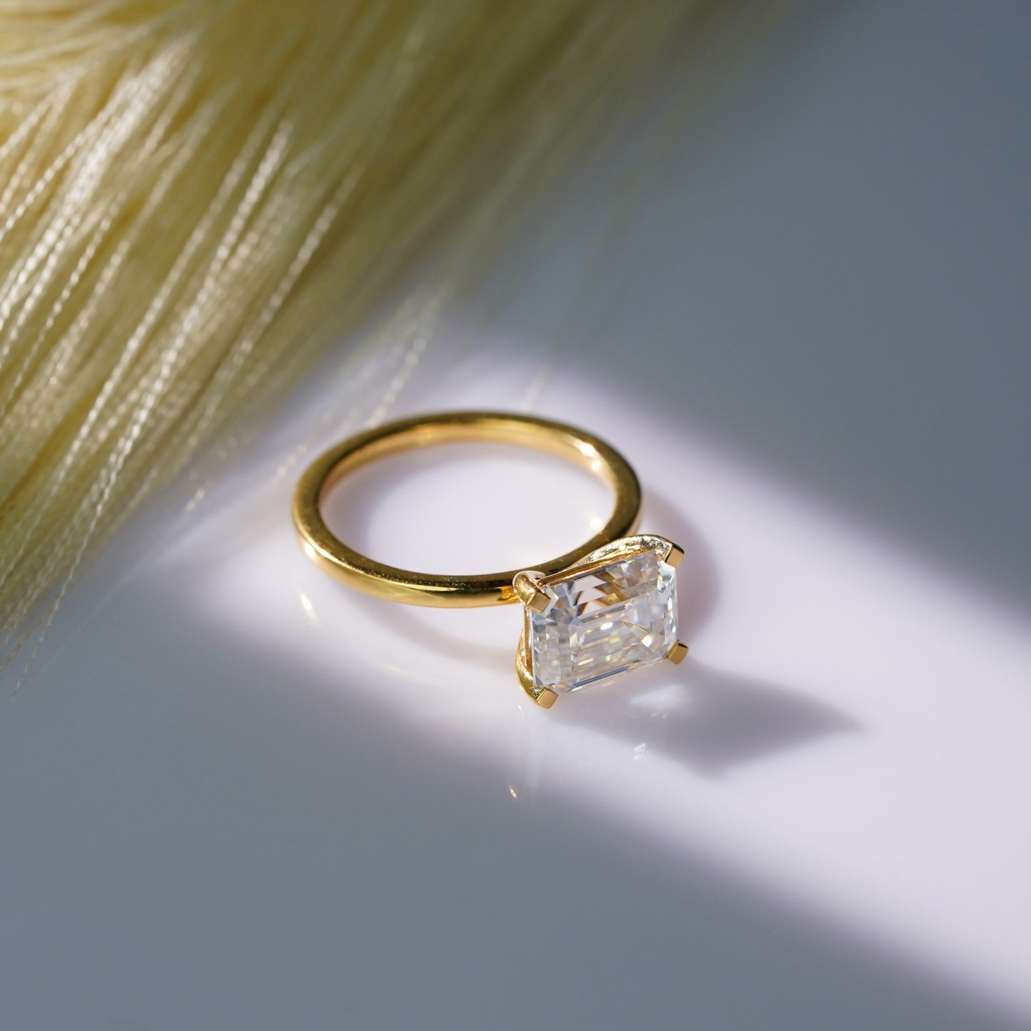 Oval Solitaire Engagement Ring – 2 CT Lab Grown Diamond