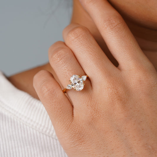 Oval Solitaire Engagement Ring – 2 CT Lab Grown Diamond
