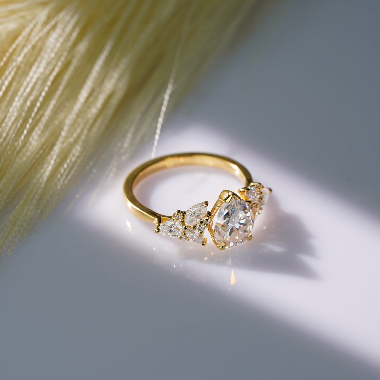 Oval Solitaire Engagement Ring – 2 CT Lab Grown Diamond