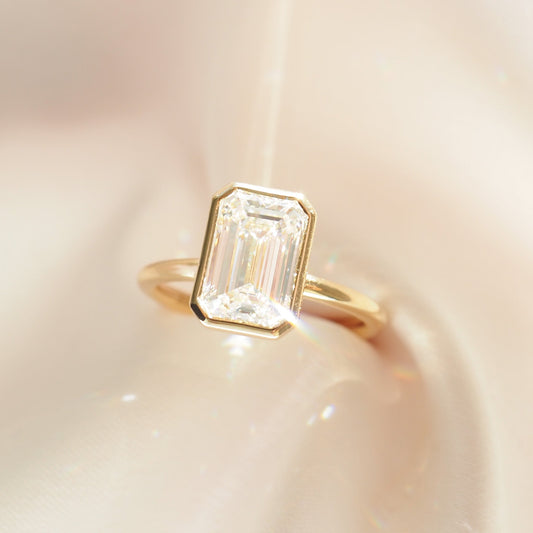 Round Halo, Pave & Split Shank Engagement Ring – 1.93 CT Lab Grown Diamond