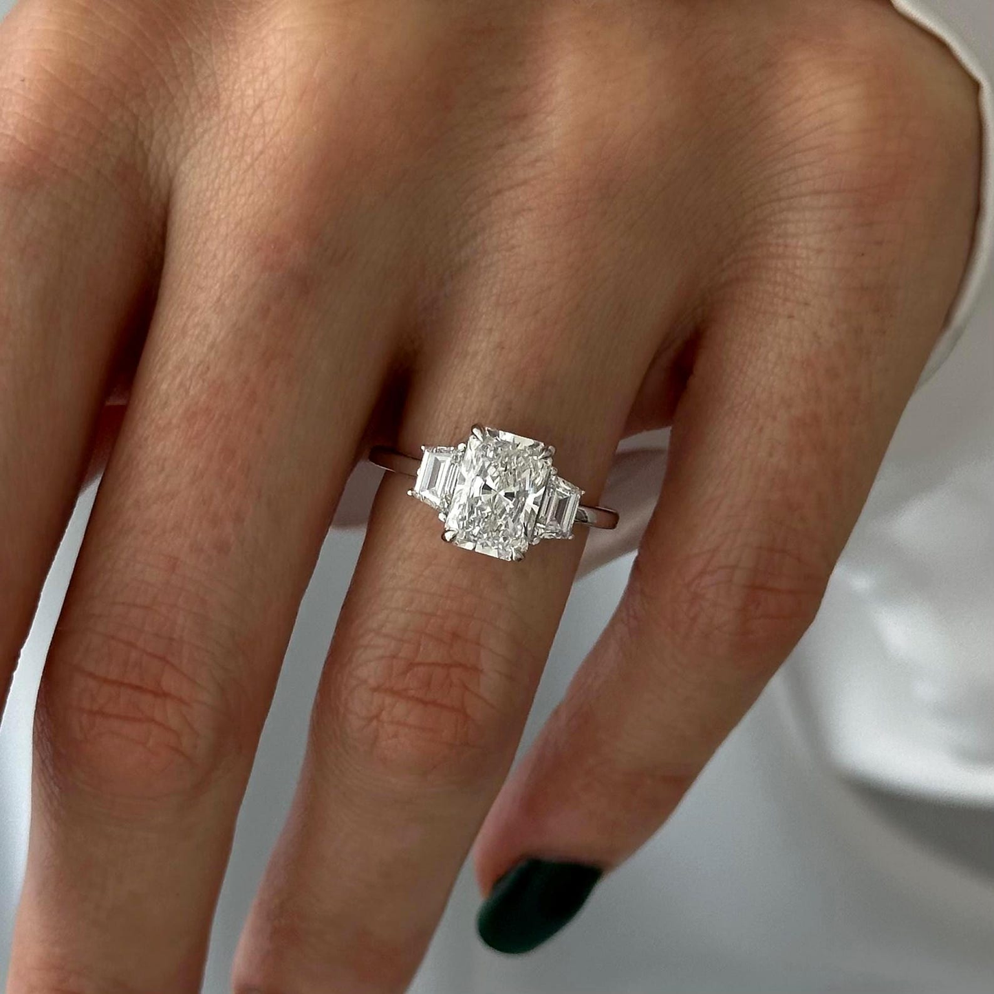 Round Halo, Pave & Split Shank Engagement Ring – 1.93 CT Lab Grown Diamond