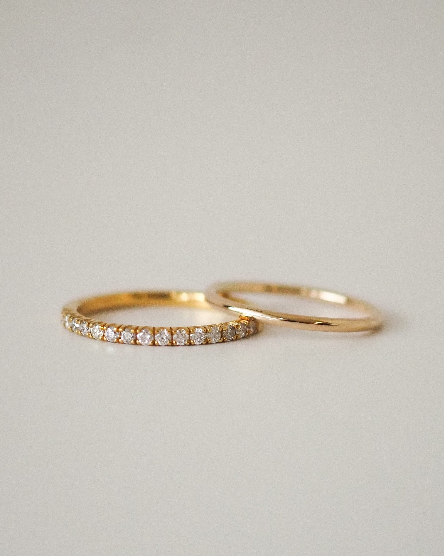 0.13 TCW Round Twisted Moissanite Wedding Band