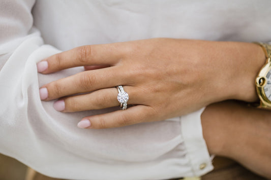 3.0 CT Round Solitaire Moissanite Engagement Ring 2