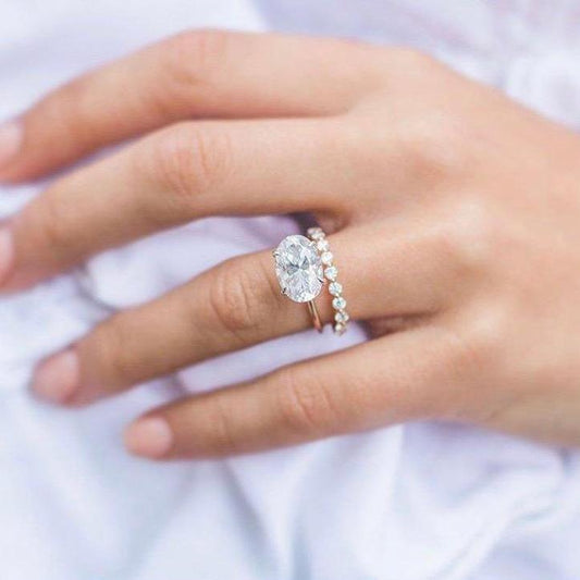 4.0 CT Oval Solitaire Moissanite Engagement Ring 2