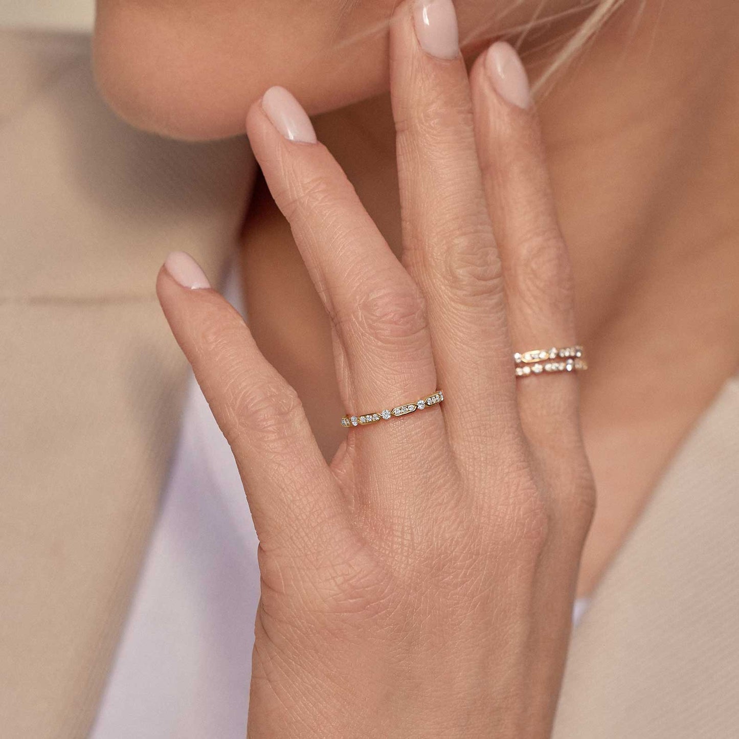 0.30 CT Round Shaped Moissanite Minimalist Wedding Band 5