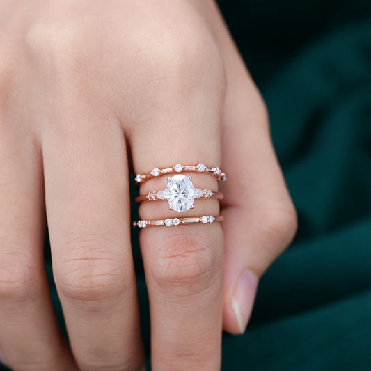 1.33 CT Oval Moissanite Three Stone Bridal Ring Set 2