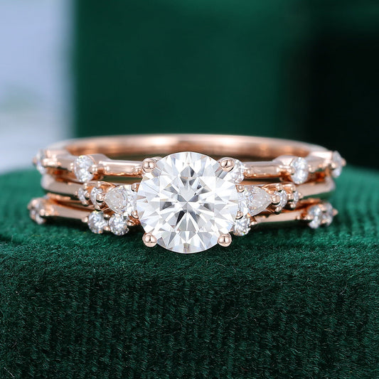 0.88 CT Round Moissanite Three Stone Bridal Ring Set 1