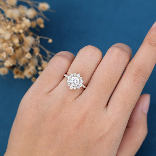 0.88 CT Round Shaped Moissanite Halo Engagement Ring 2