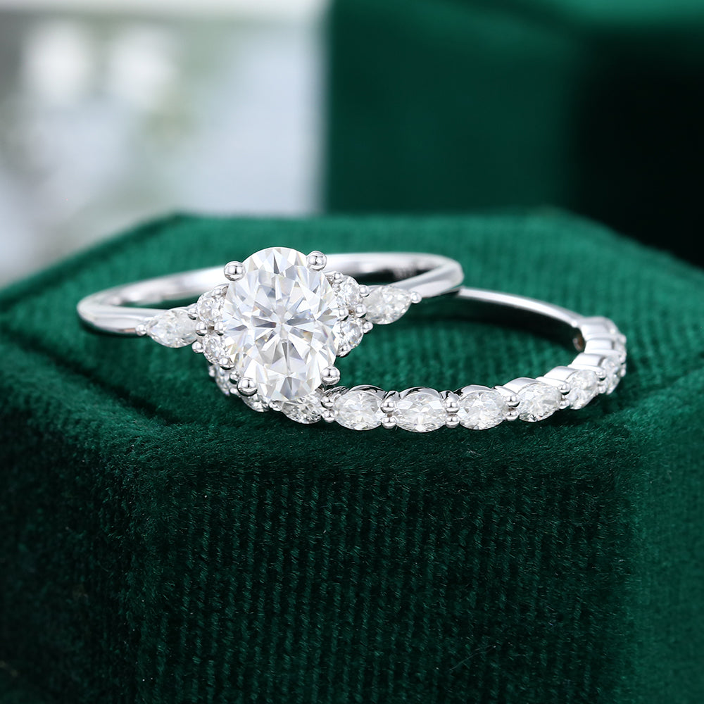 1.33 CT Oval Moissanite Cluster Bridal Ring Set 5