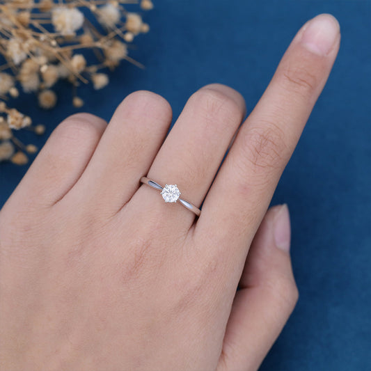 0.41 CT Round Shaped Moissanite Solitaire Engagement Ring 2