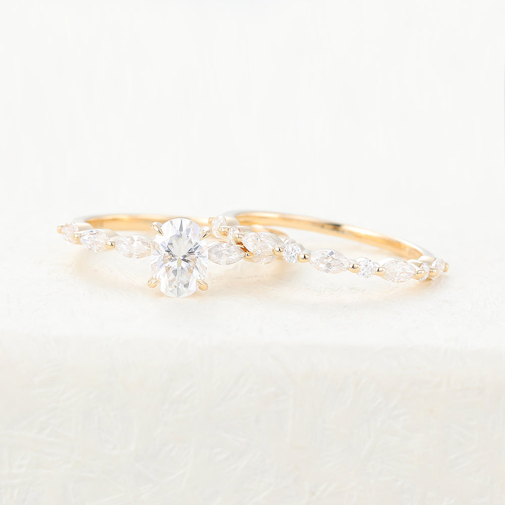 0.84 CT Oval Moissanite Solitaire Bridal Ring Set 6