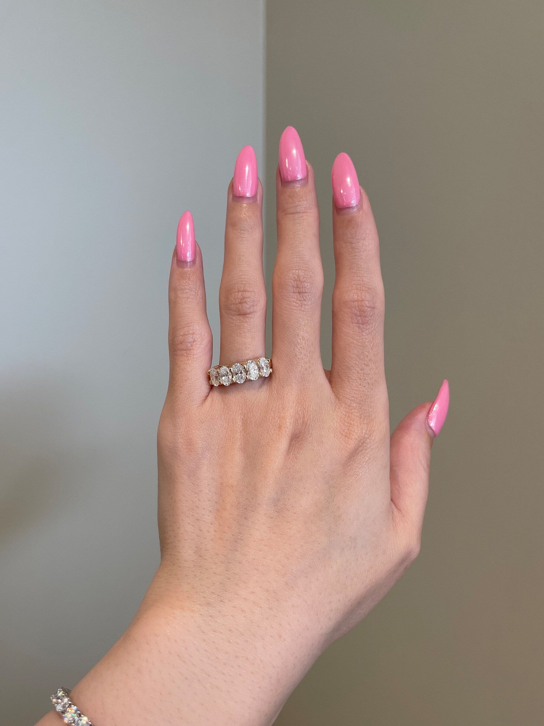 2.50 TCW Oval Shaped Moissanite Five Stones Wedding Band 3