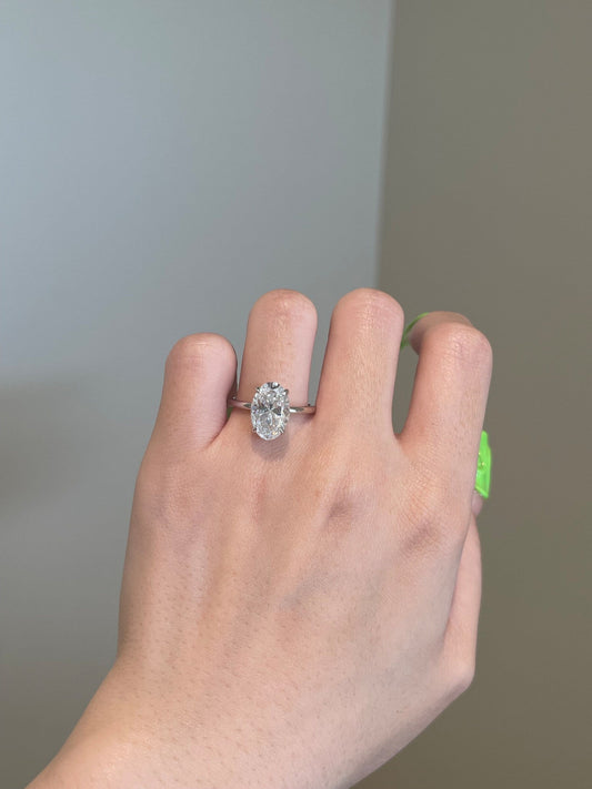 4.0 CT Oval Shaped Moissanite Solitaire Engagement Ring 2