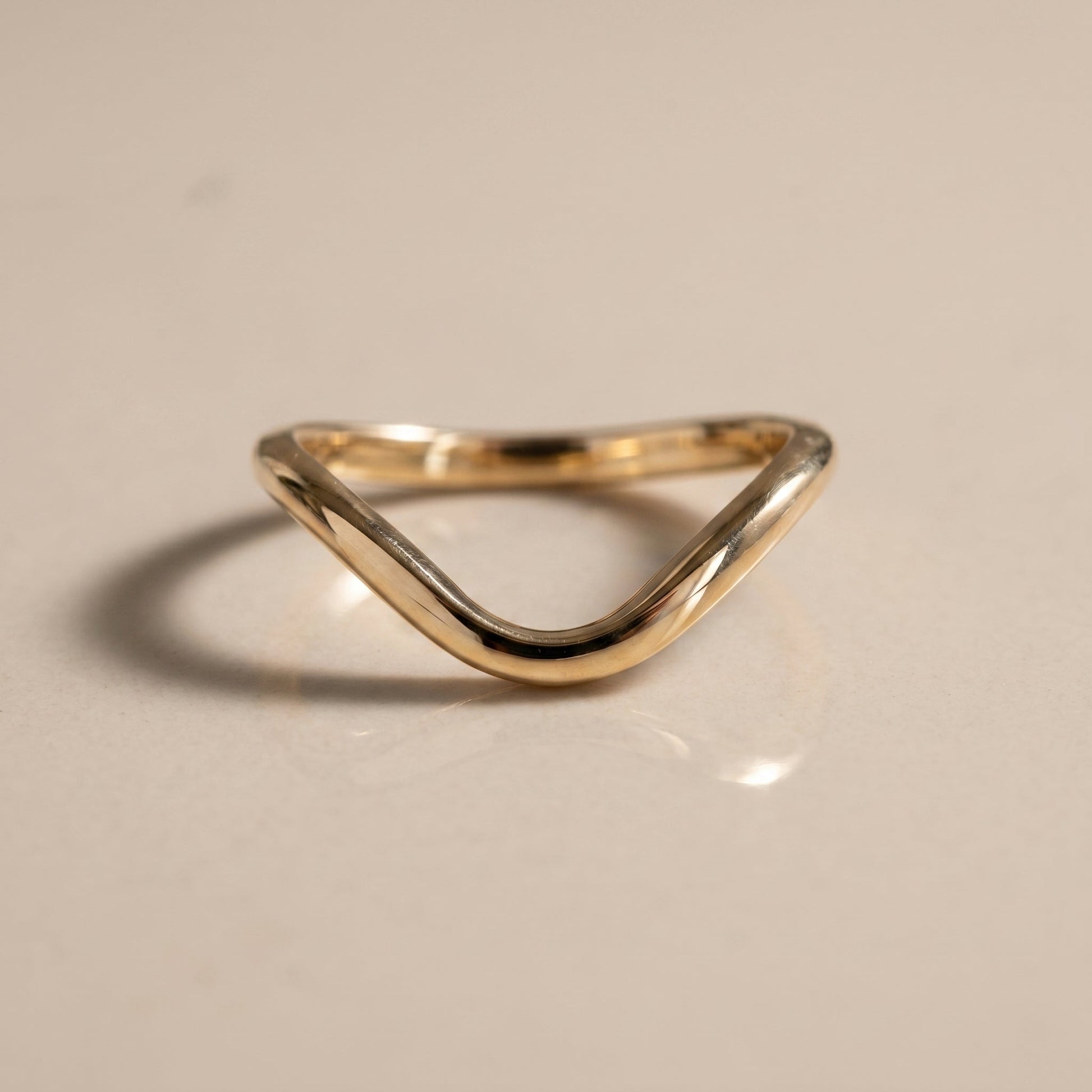 0.13 TCW Round Twisted Moissanite Wedding Band