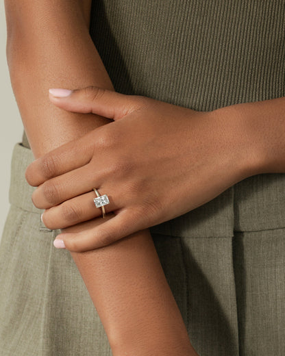 Radiant Solitaire Engagement Ring – 2 CT Lab Grown Diamond