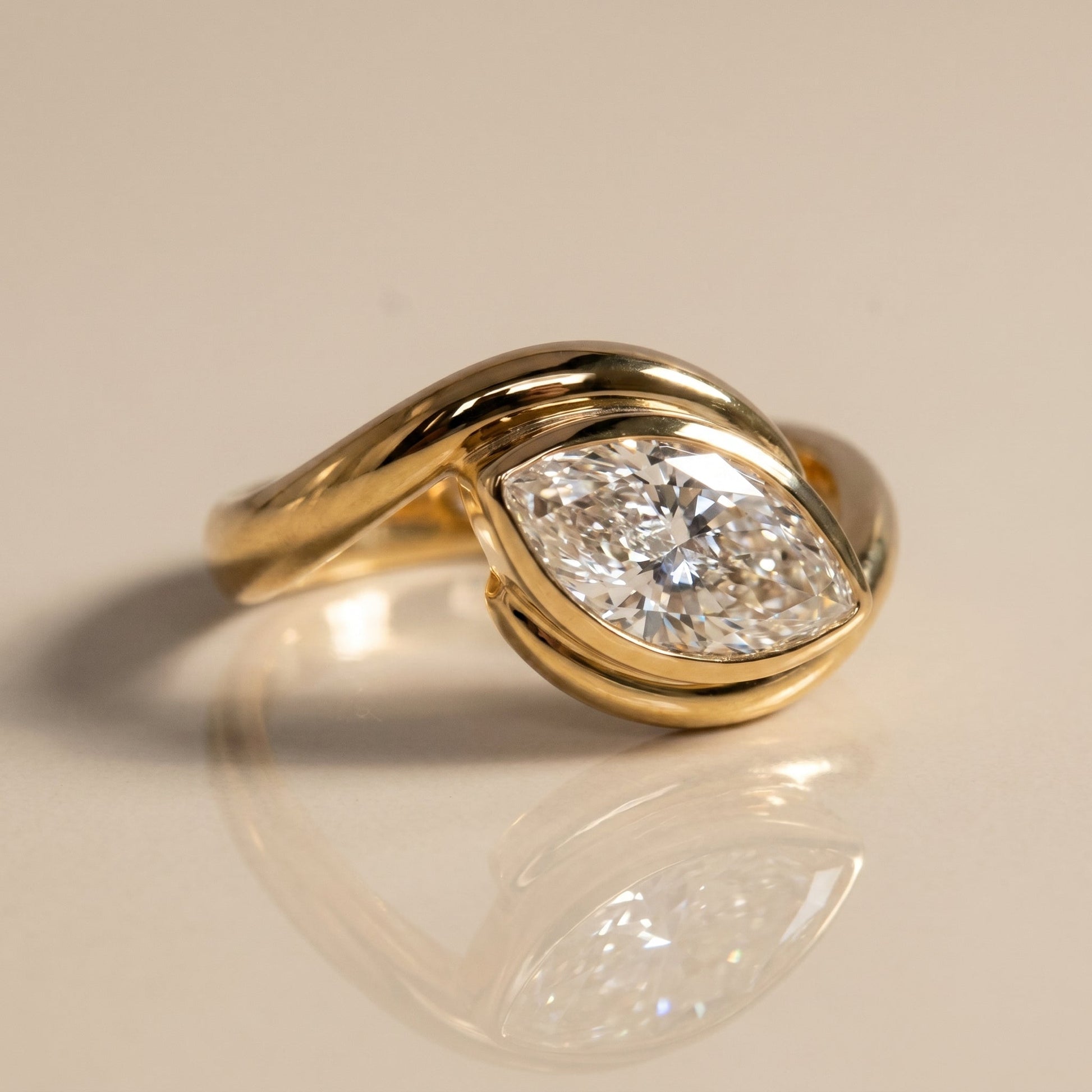 Oval Solitaire Engagement Ring – 2 CT Moissanite Diamond