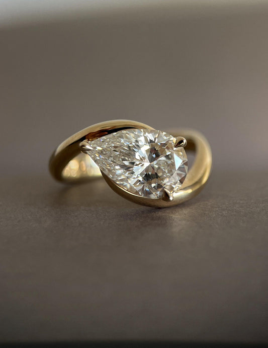 2.5 CT Pear East West Swirl Solitaire Lab Grown Engagement Ring