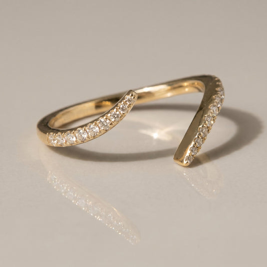 0.13 TCW Round Twisted DEF/VVS Lab Grown Diamond Wedding Band