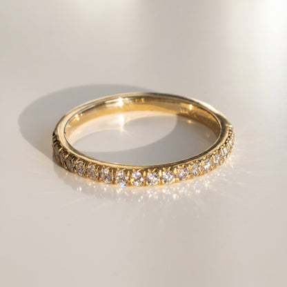 0.13 TCW Round Twisted Moissanite Wedding Band