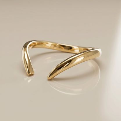 0.13 TCW Round Twisted DEF/VVS Lab Grown Diamond Wedding Band