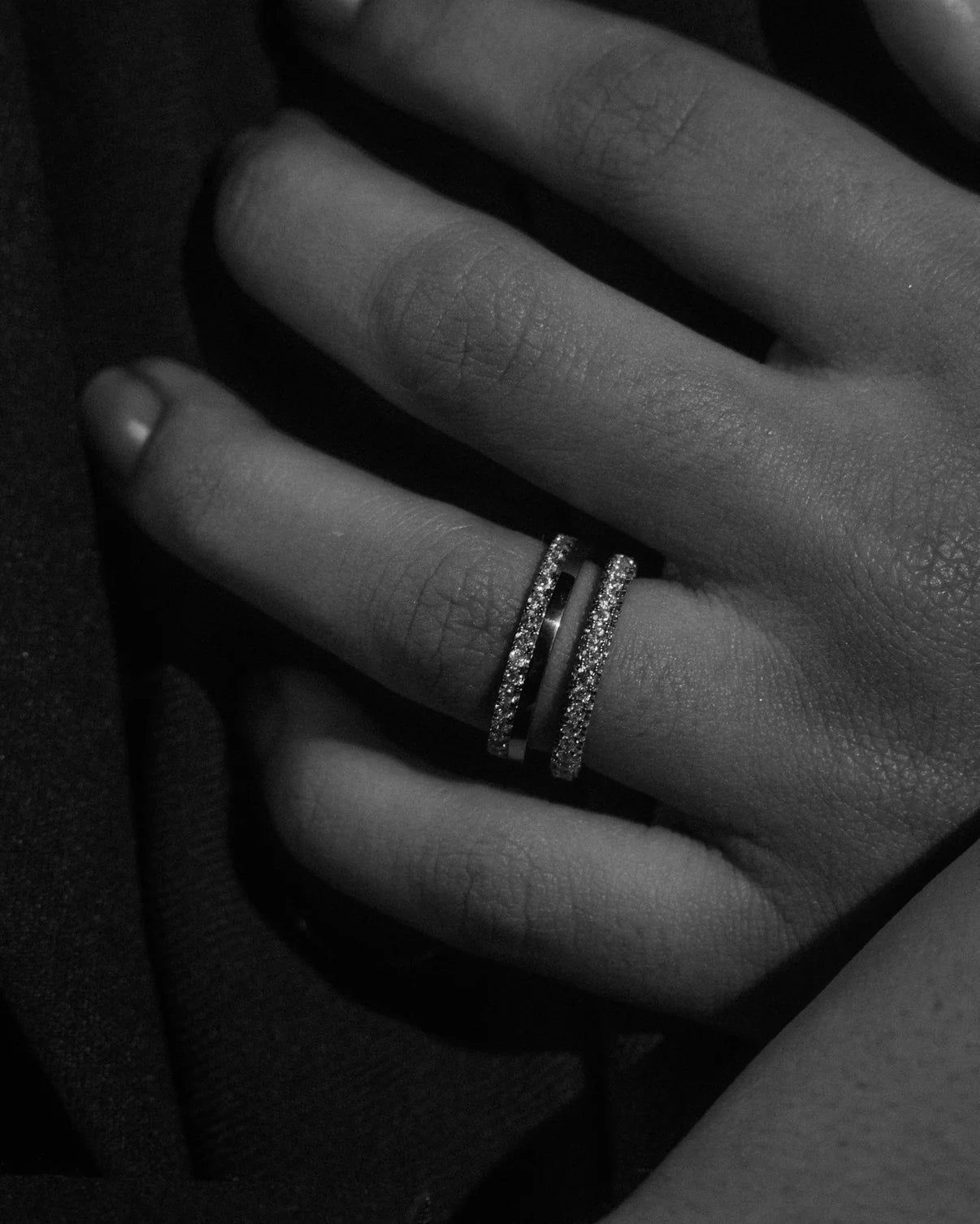 1.08 TCW Round Twisted Moissanite Wedding Band