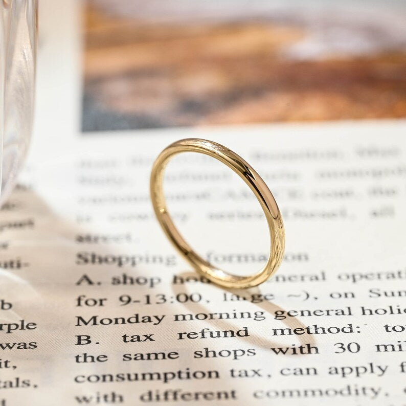 Simple Classic Moissanite Wedding Band 1