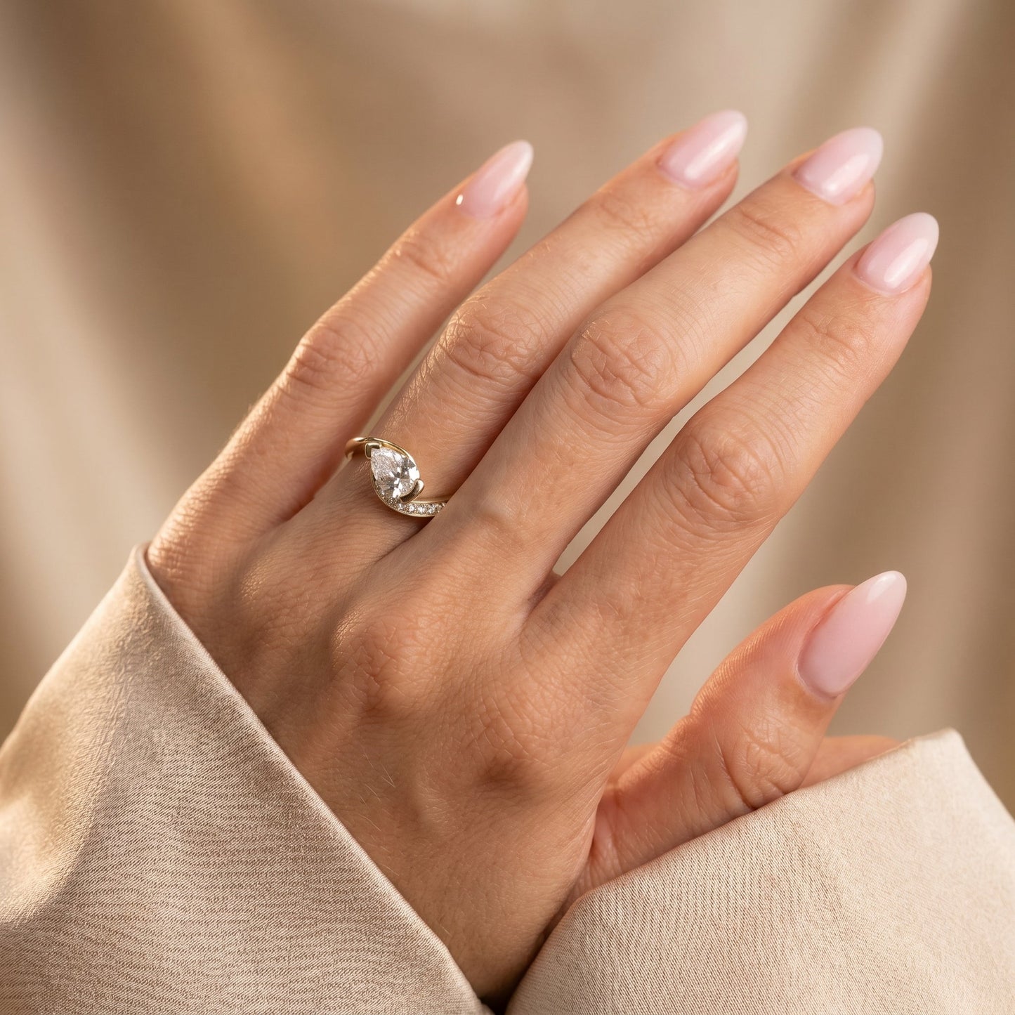 Oval Solitaire Engagement Ring – 2 CT Moissanite Diamond
