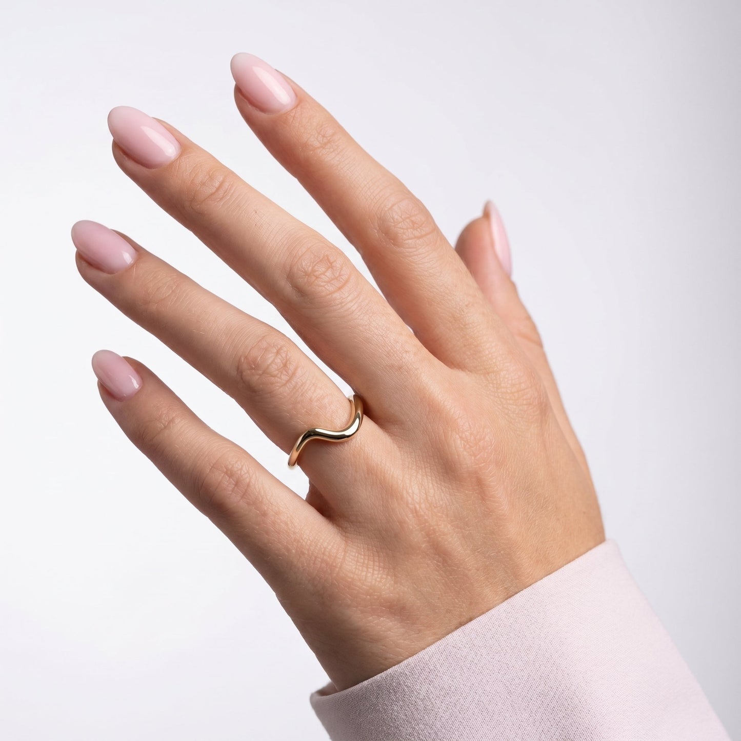 0.13 TCW Round Twisted Moissanite Wedding Band