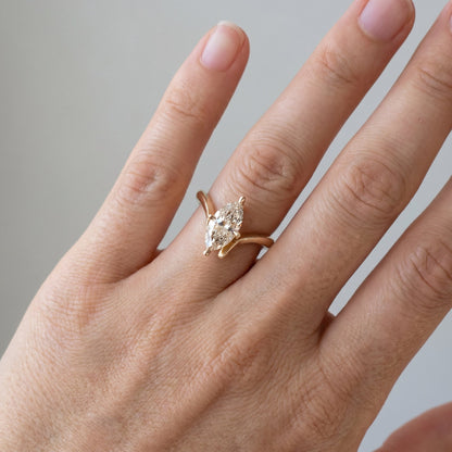 Oval Solitaire Engagement Ring – 2 CT Lab Grown Diamond