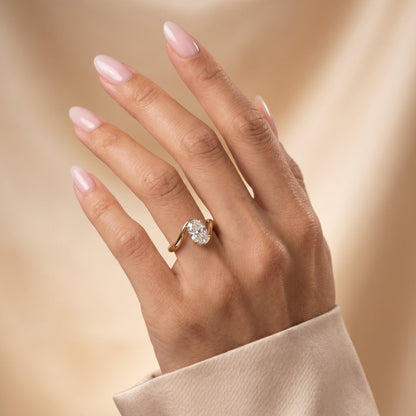 Oval Solitaire Engagement Ring – 2 CT Moissanite Diamond
