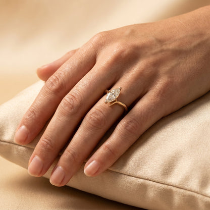 Oval Solitaire Engagement Ring – 2 CT Moissanite Diamond