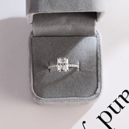 Stunning 1.0 - 2.0 CT Emerald Moissanite Engagement Ring With Hidden Halo Design 8