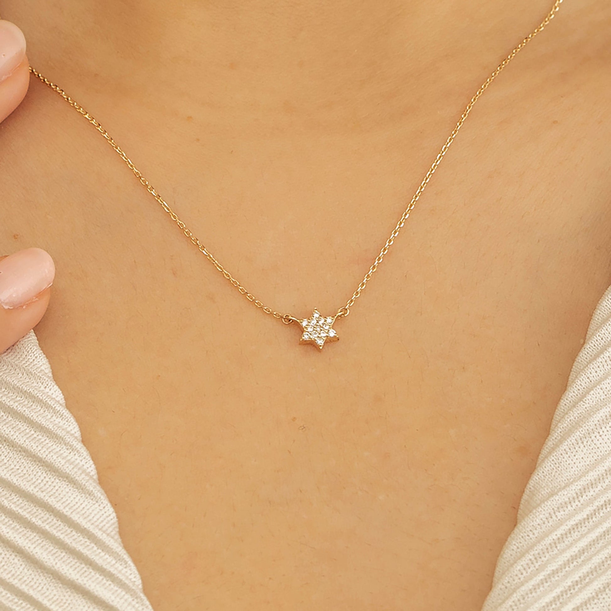 1.0 CT Round Bezel Solitaire Lab Grown Diamond Necklace