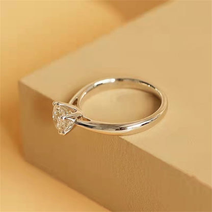 Stunning 1.0 CT Round Cut Moissanite Engagement Ring with Solitaire Design 8