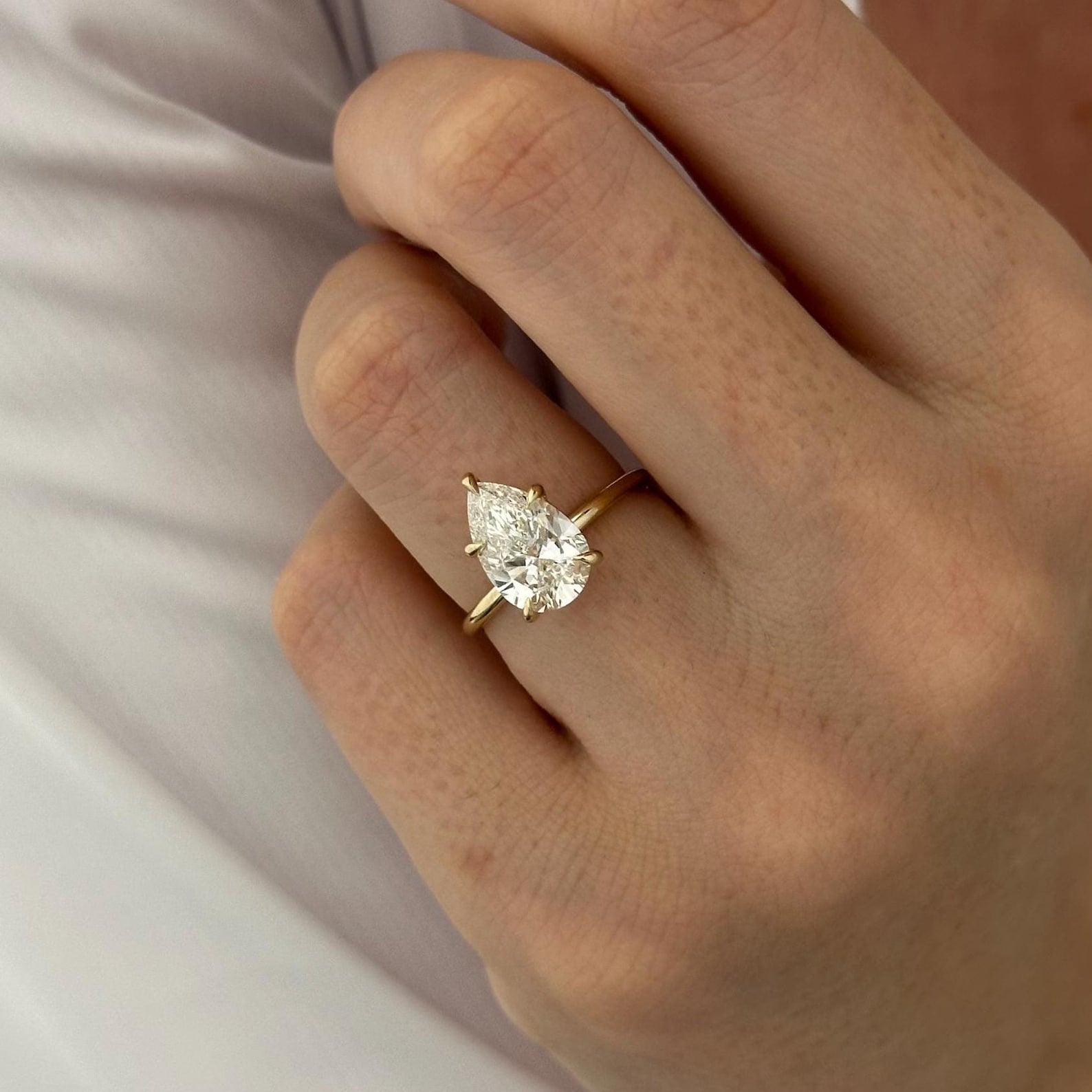 Round Halo, Pave & Split Shank Engagement Ring – 1.93 CT Lab Grown Diamond