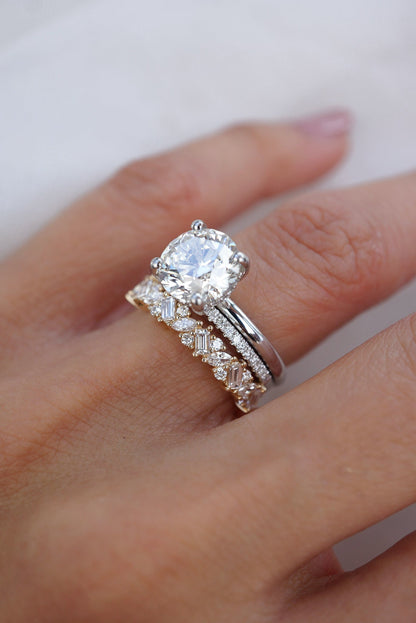 0.35 TCW Round Diamond Curved Pave DEF/VVS Lab Grown Wedding Band