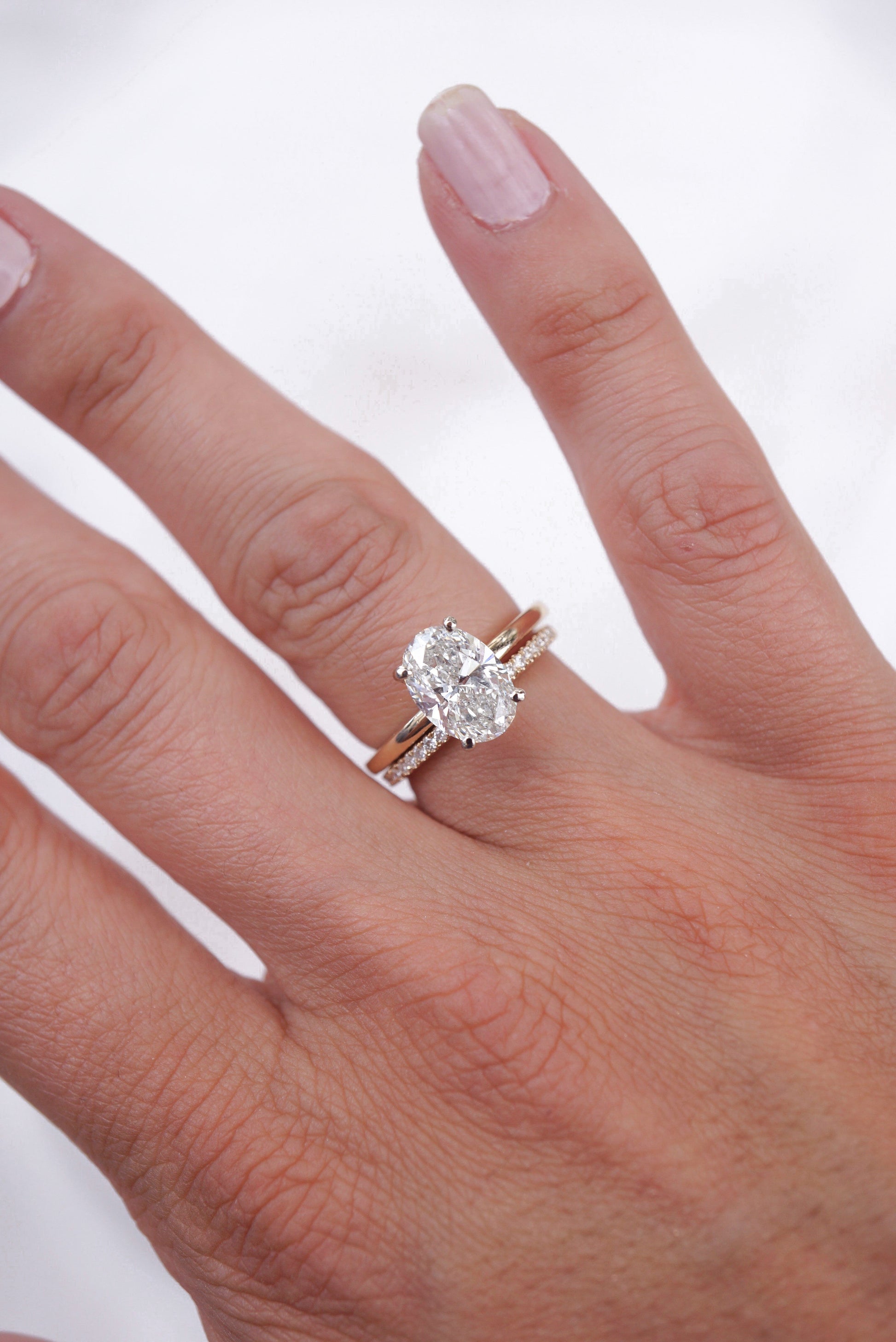 0.35 TCW Round Diamond Curved Pave DEF/VVS Lab Grown Wedding Band