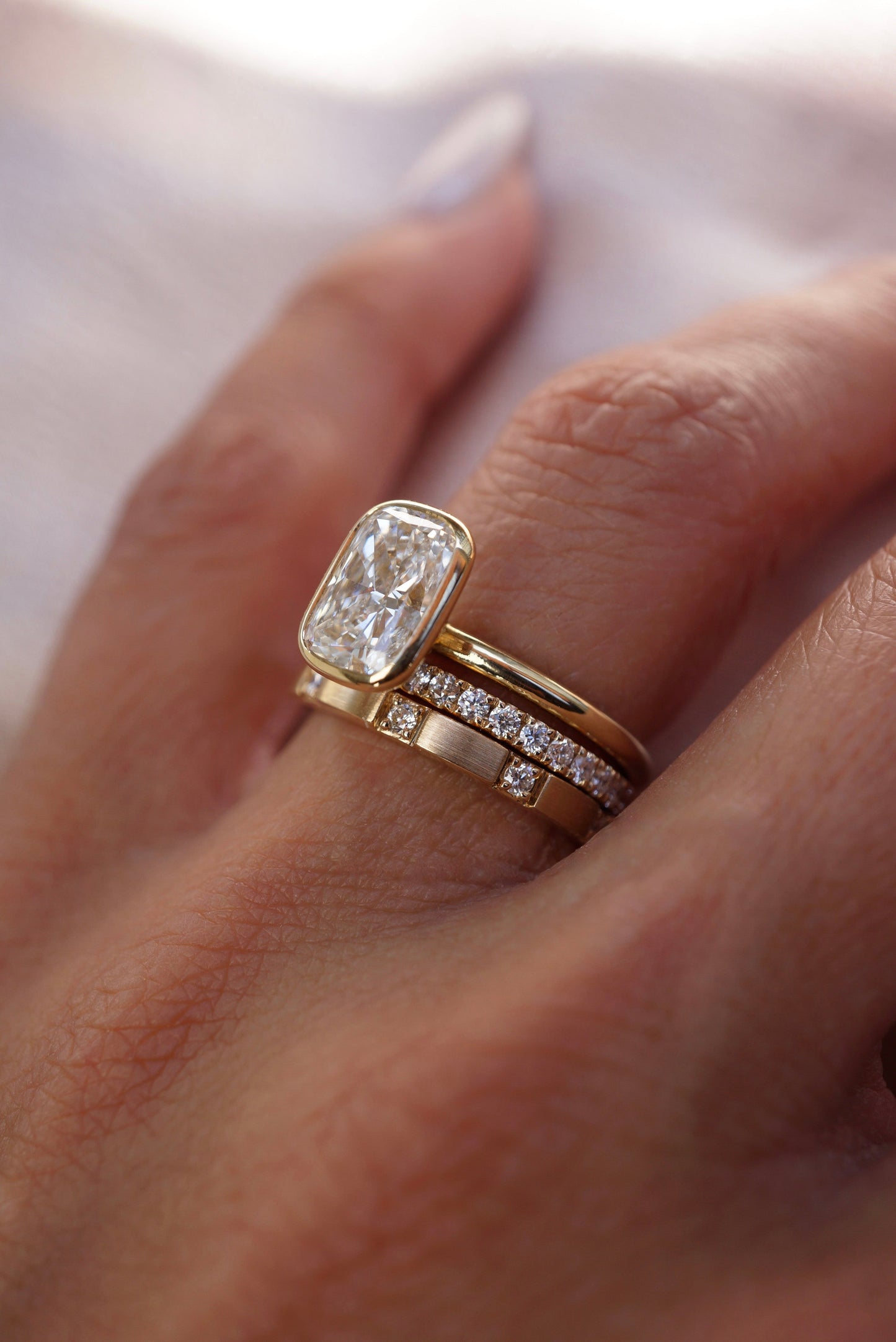 0.35 TCW Round Diamond Curved Pave DEF/VVS Lab Grown Wedding Band