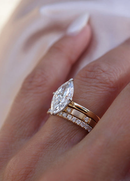 0.35 TCW Round Diamond Curved Pave DEF/VVS Lab Grown Wedding Band