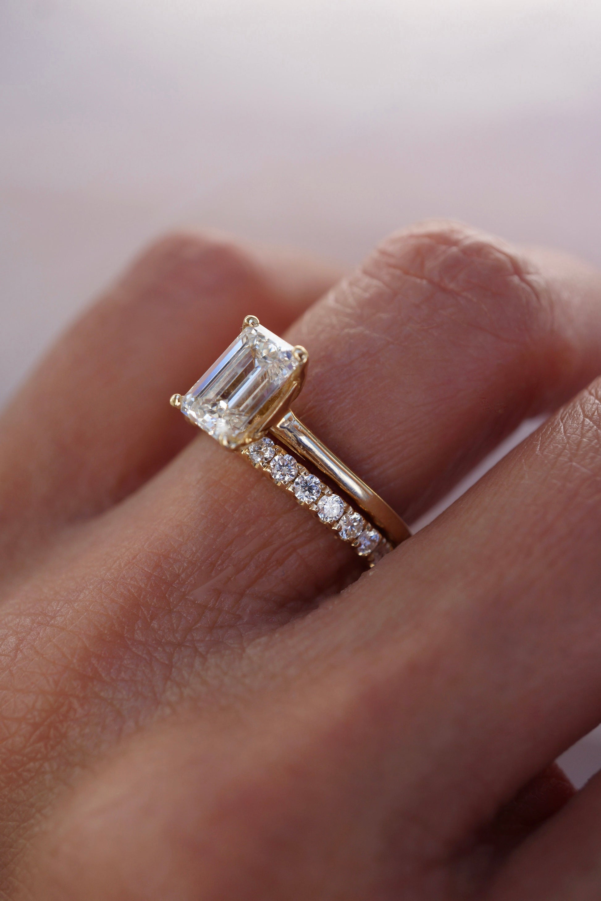 0.35 TCW Round Diamond Curved Pave DEF/VVS Lab Grown Wedding Band