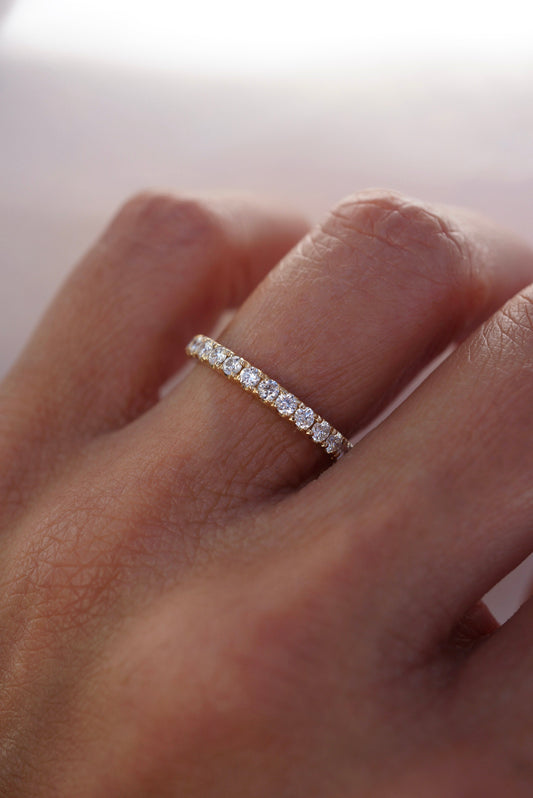 0.35 TCW Round Diamond Curved Pave DEF/VVS Lab Grown Wedding Band