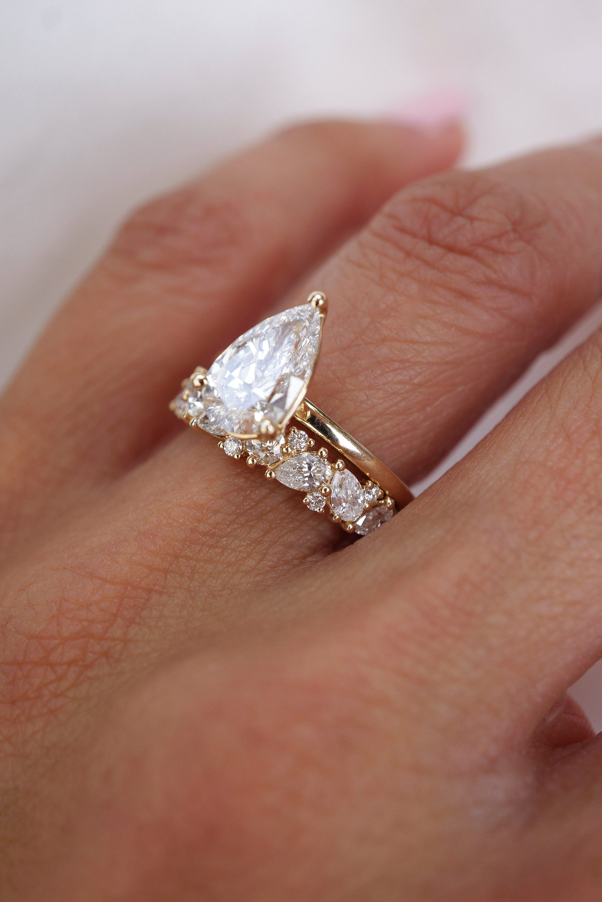 0.35 TCW Round Diamond Curved Pave DEF/VVS Lab Grown Wedding Band
