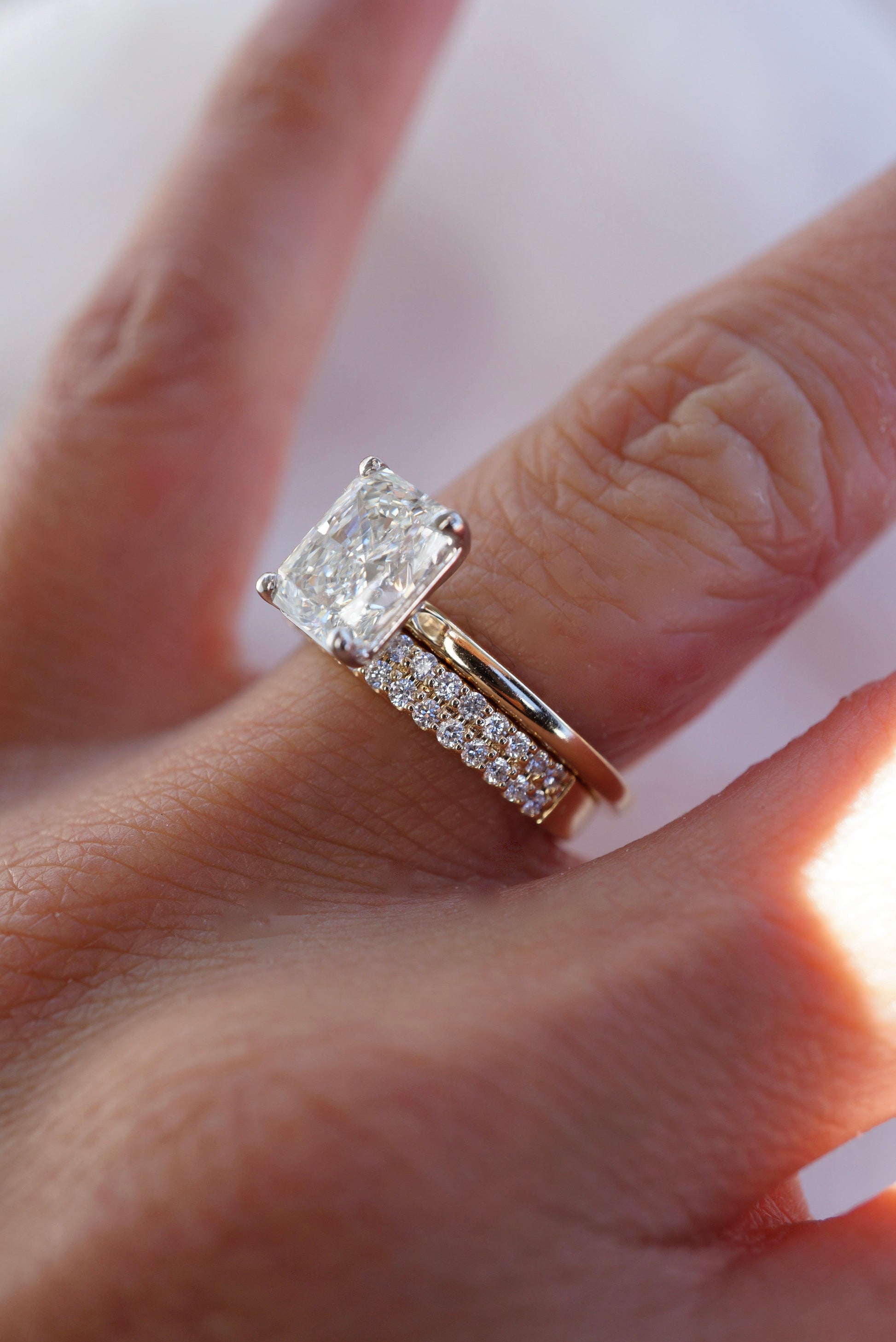 0.35 TCW Round Diamond Curved Pave DEF/VVS Lab Grown Wedding Band