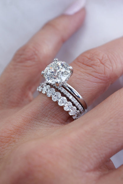 0.35 TCW Round Diamond Curved Pave DEF/VVS Lab Grown Wedding Band
