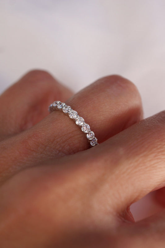 0.35 TCW Round Diamond Curved Pave DEF/VVS Lab Grown Wedding Band