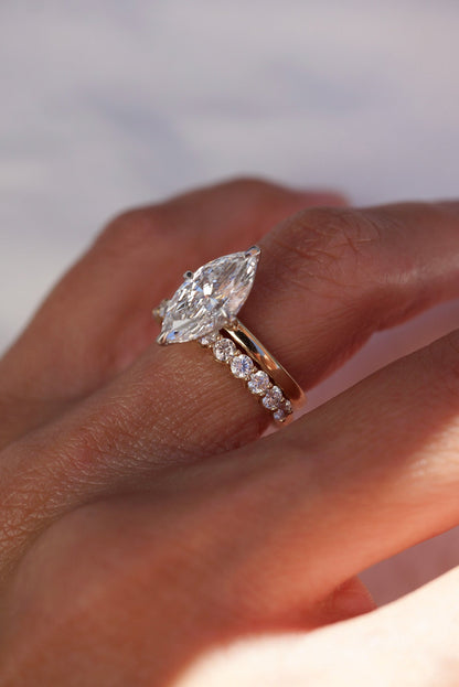 0.35 TCW Round Diamond Curved Pave DEF/VVS Lab Grown Wedding Band